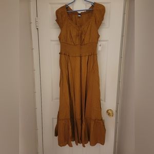 Puff sleeve dotted maxi dress